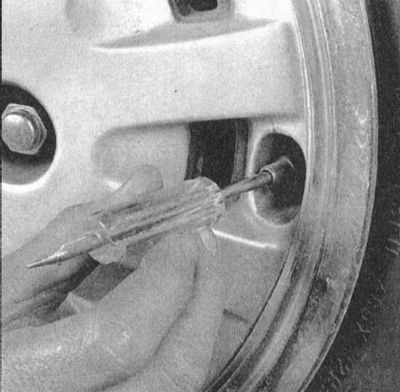  Проверка состояния шин и давления их накачки Mitsubishi Galant