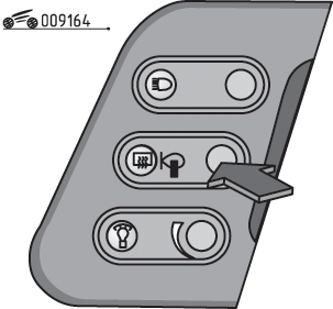 Выключатель  электрообогревателей  заднего стекла  и наружных зеркал  заднего вида (с таймером) 