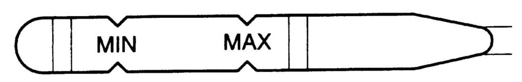 Проверка уровня рабочей жидкости в автоматической коробке передач при работающем двигателе. Разница между отметками «МIN» и «МАX» составляет 0,4 л